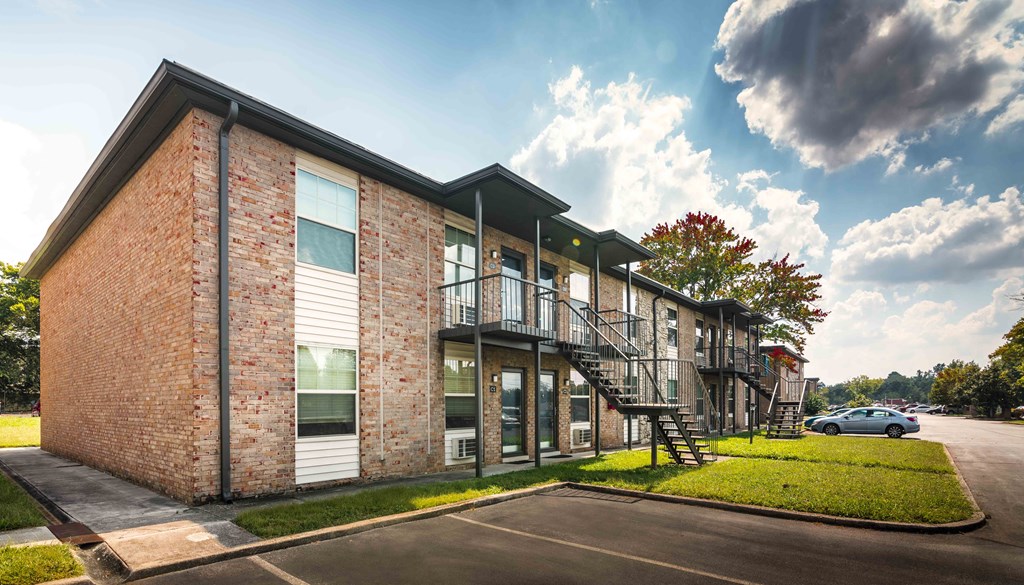 Condos At The Villager Apartments, 2850 Middle Tennessee Blvd, Murfeesboro, TN RentCafe
